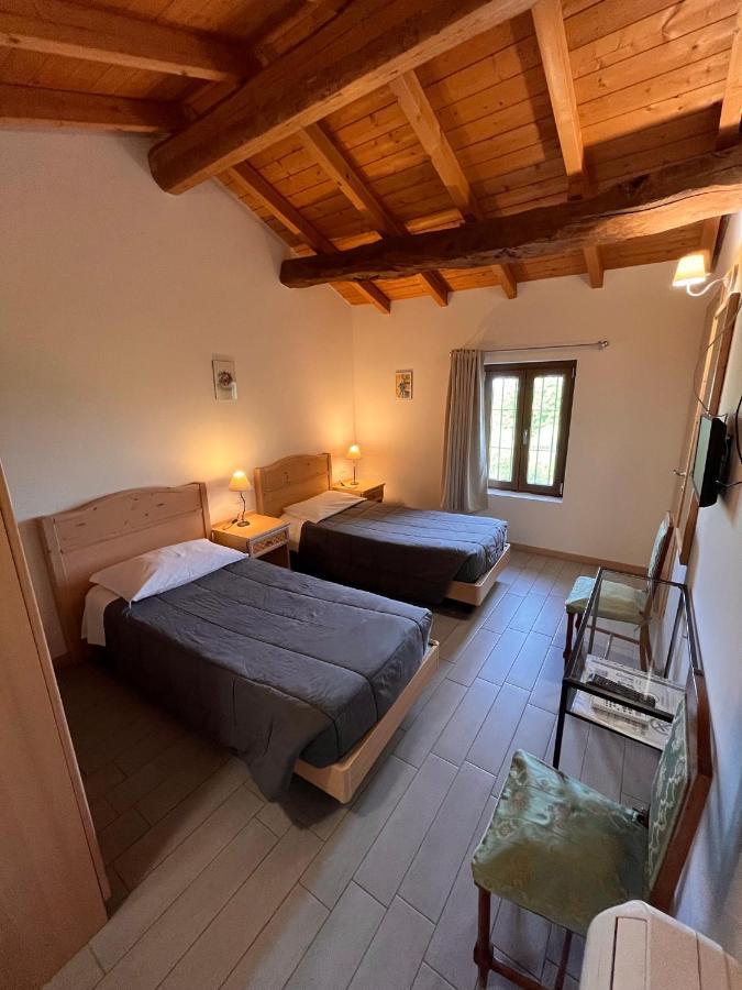 Hotel Il Mulino B&B Vaiano  Rum bild
