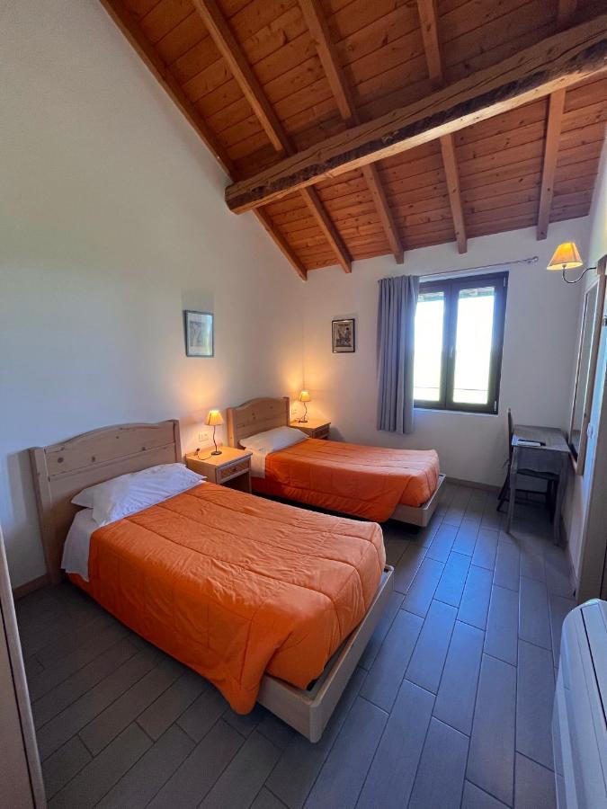Hotel Il Mulino B&B Vaiano  Rum bild